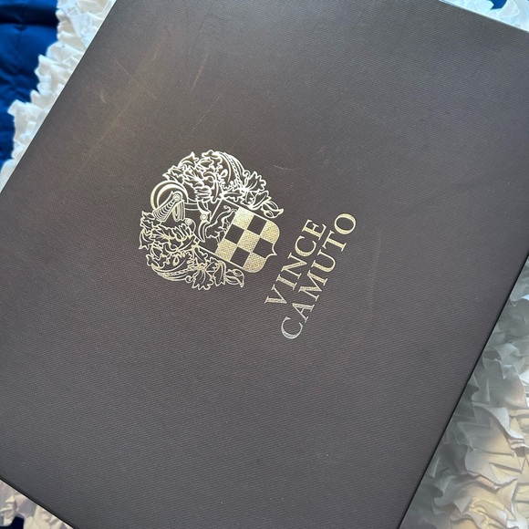 VINCE CAMUTO • Red Suede Heel Bootie • 7M • - Picture 2 of 11